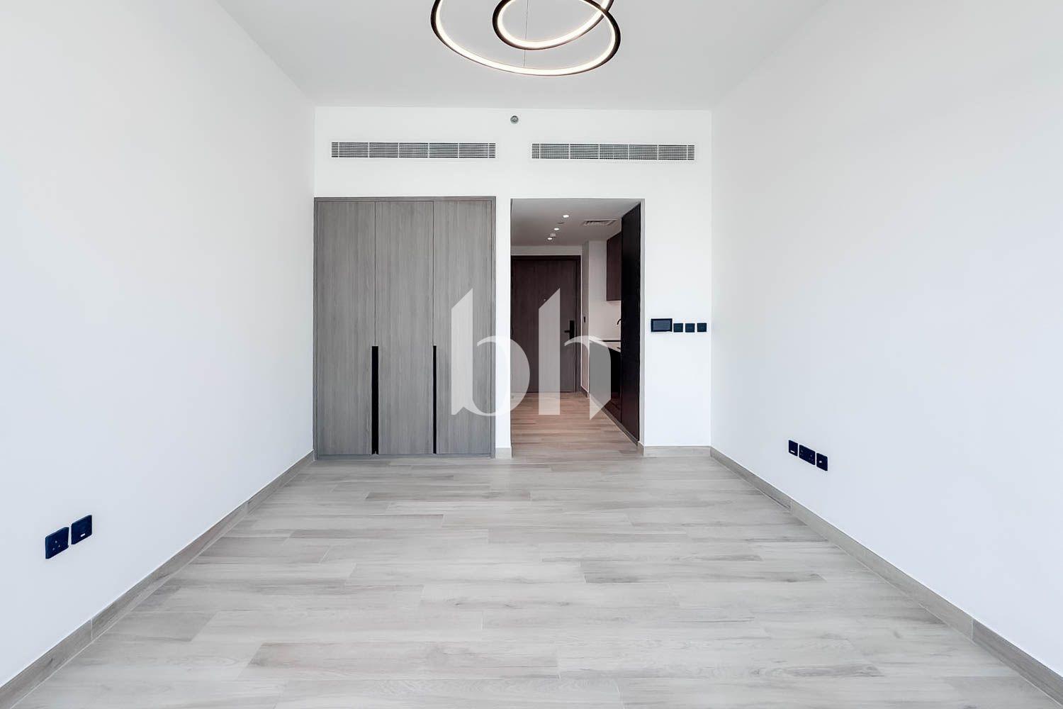 Vacant Now | Unfurnished |With Balcony and Parking