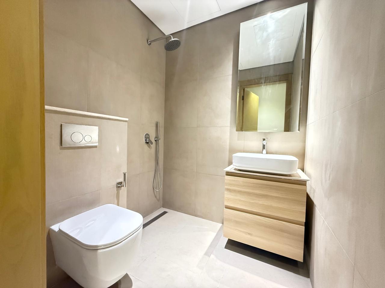 2 Bedrooms Apartment in Divine Living