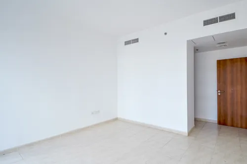 2 Bedrooms Apartment in Skycourts Tower D