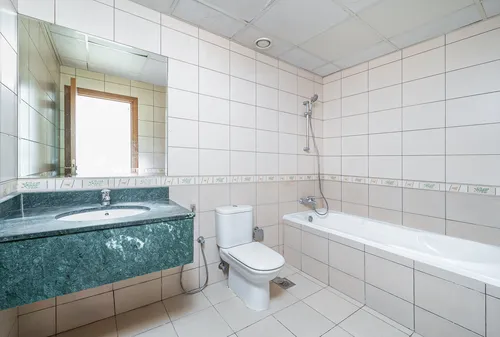 2 Bedrooms Apartment in Skycourts Tower C