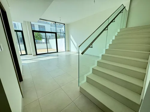 4 Bedrooms Townhouse in Murooj Al Furjan 1