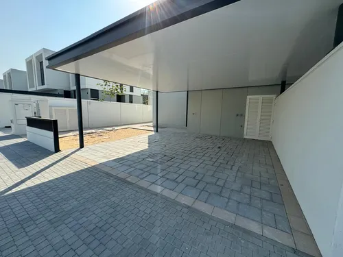 4 Bedrooms Townhouse in Murooj Al Furjan 1