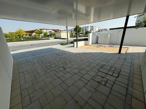 4 Bedrooms Townhouse in Murooj Al Furjan 1