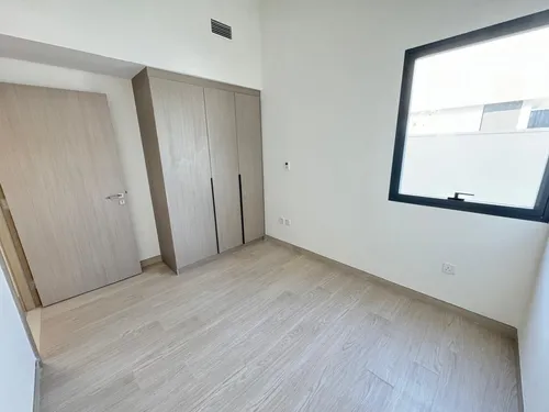4 Bedrooms Townhouse in Murooj Al Furjan 1