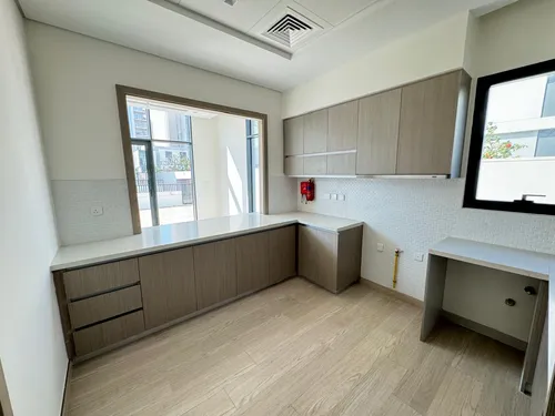 4 Bedrooms Townhouse in Murooj Al Furjan 1
