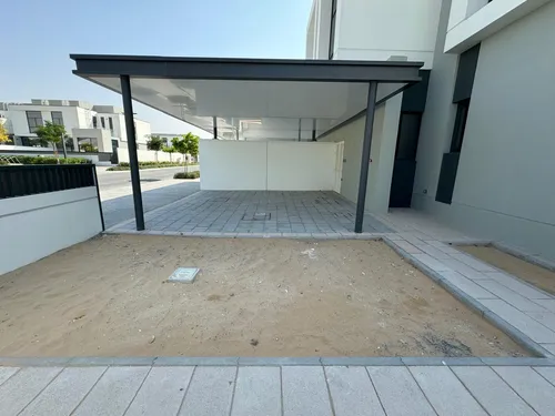 4 Bedrooms Townhouse in Murooj Al Furjan 1
