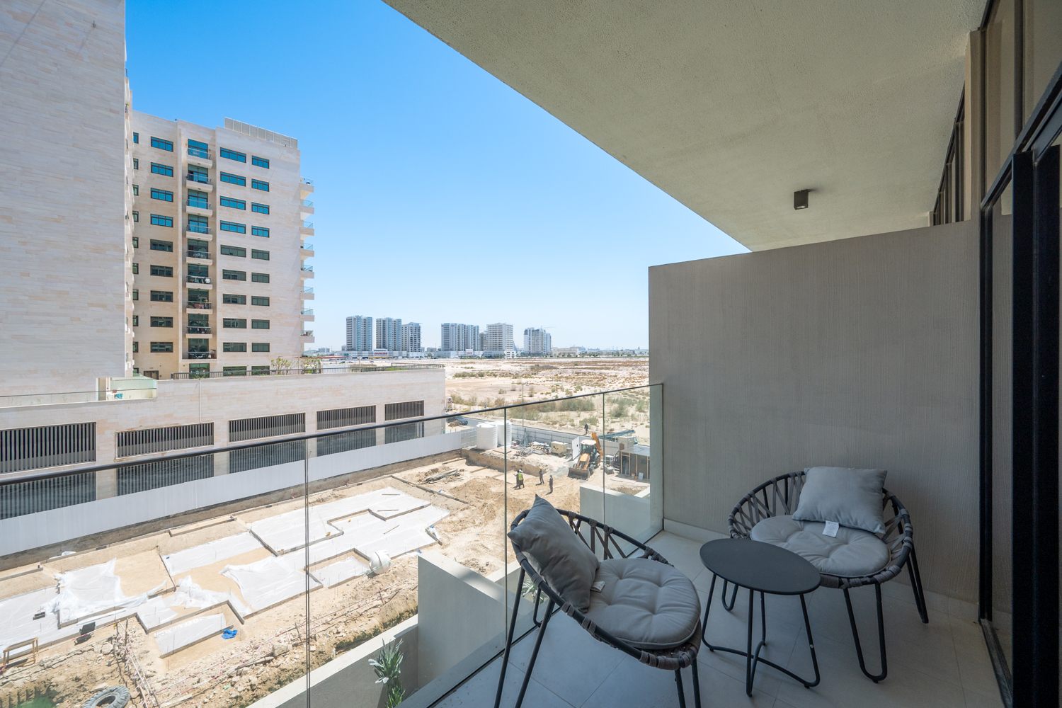  Apartment in Westwood By IMTIAZ