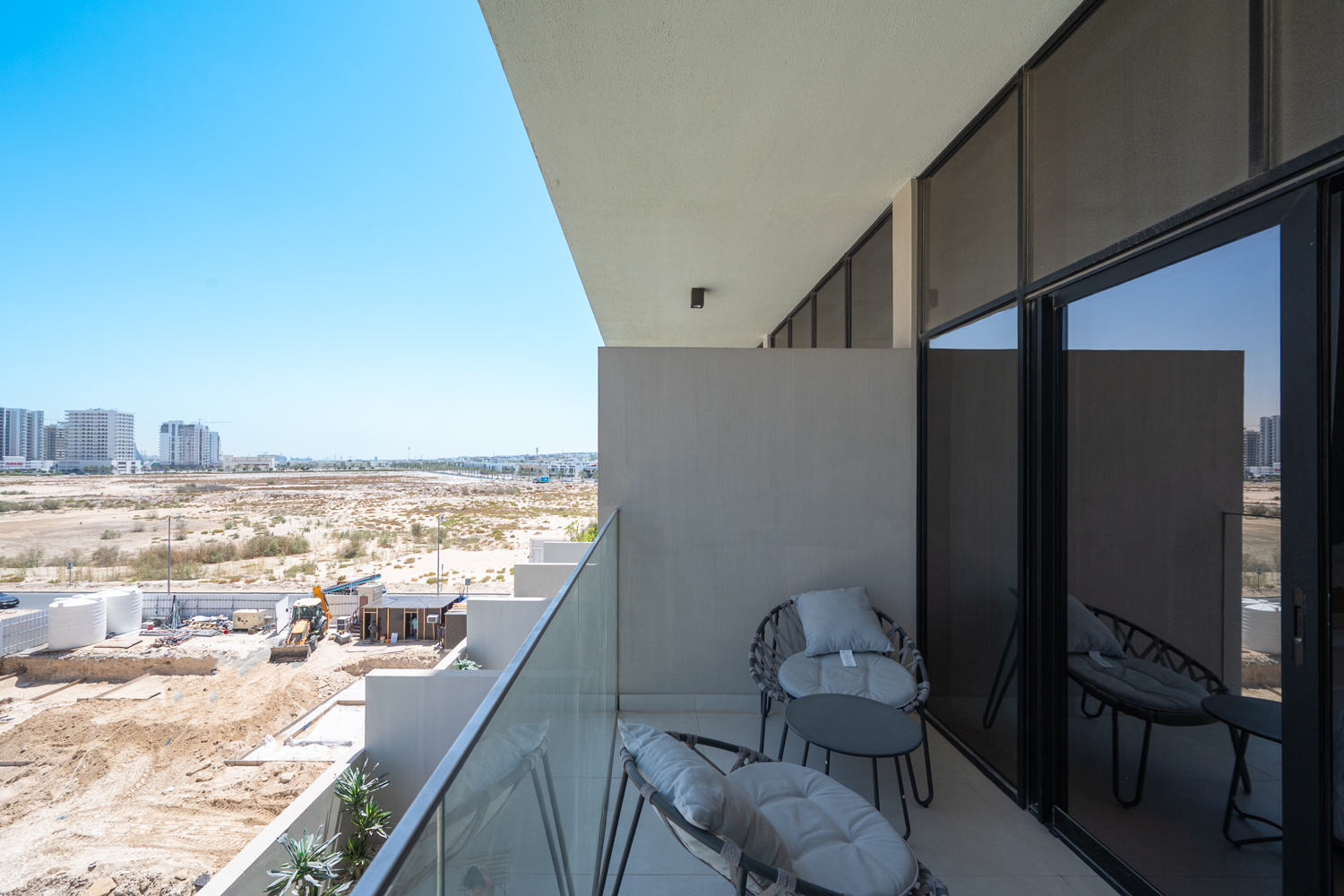  Apartment in Westwood By IMTIAZ