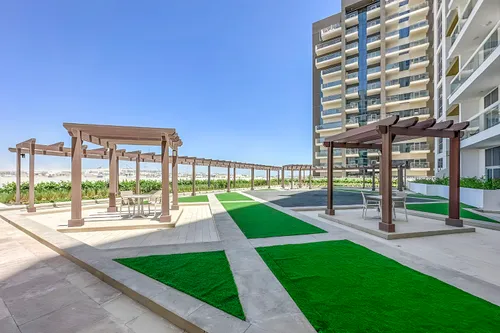  Hotel Apartment in Azizi Star