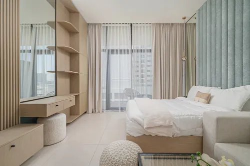  Apartment in Westwood By IMTIAZ