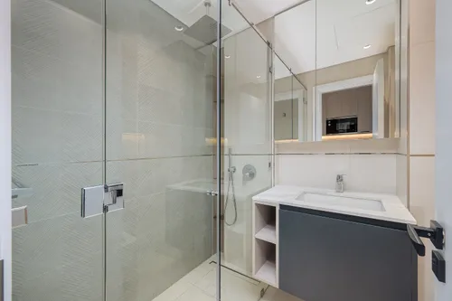  Apartment in Westwood By IMTIAZ