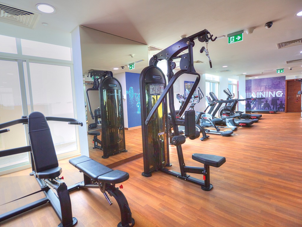  Apartment in Azizi Plaza