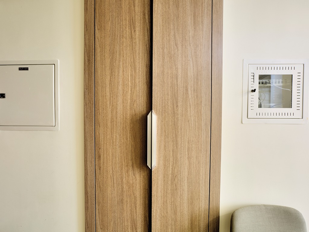  Apartment in Azizi Plaza