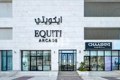 6 Cheques | Unfurnished | With Balcony | 1 Parking