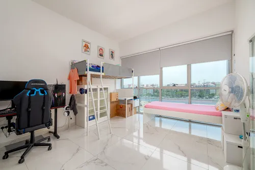 2 Bedrooms Apartment in 5th Avenue