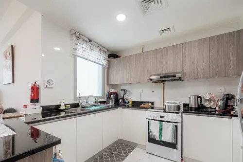 2 Bedrooms Apartment in 5th Avenue