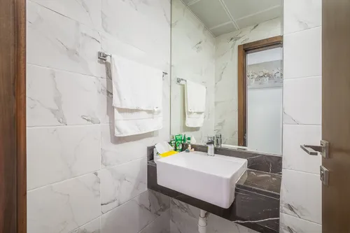 2 Bedrooms Apartment in 5th Avenue