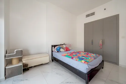 2 Bedrooms Apartment in 5th Avenue