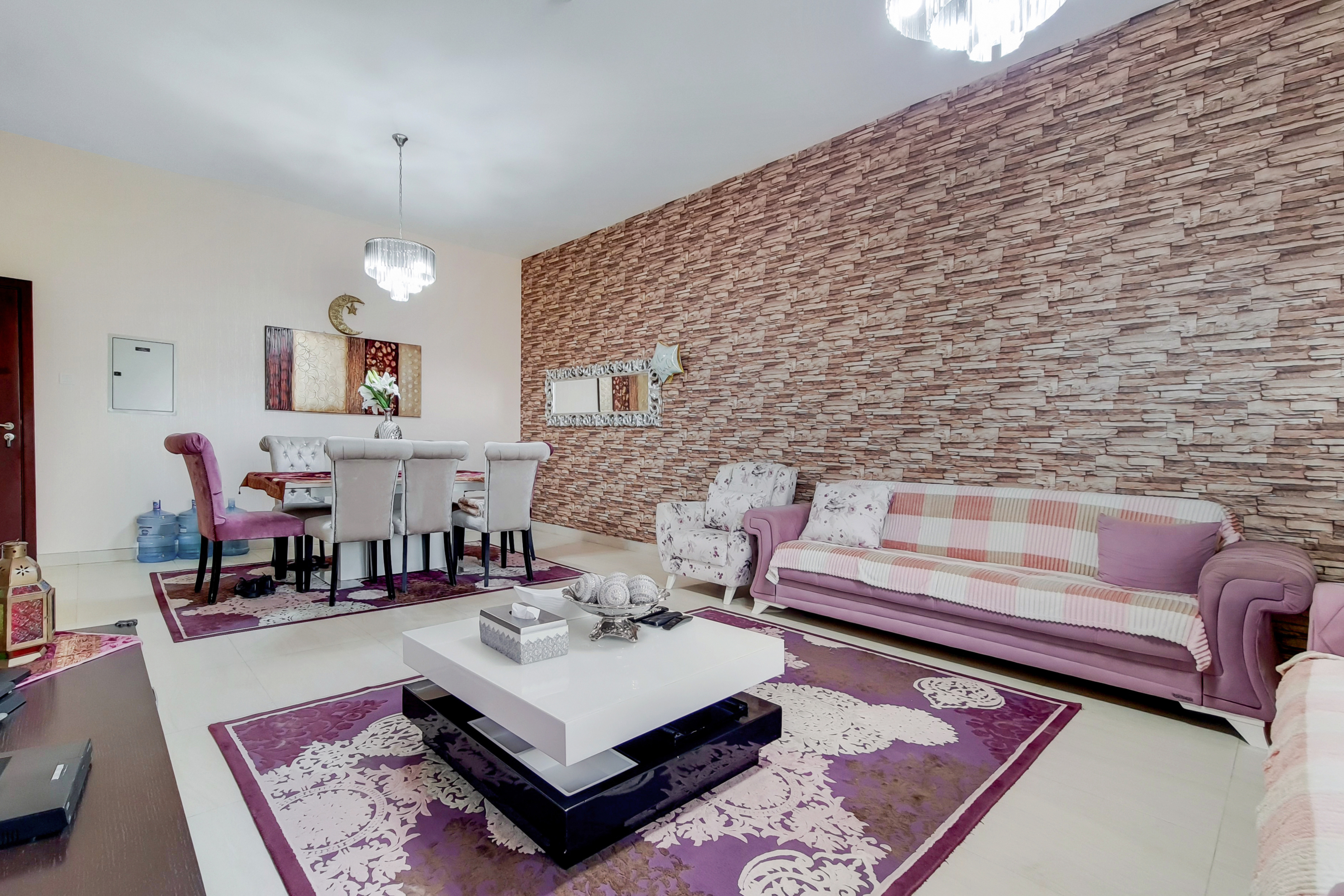 3 Bedrooms Apartment in Feirouz