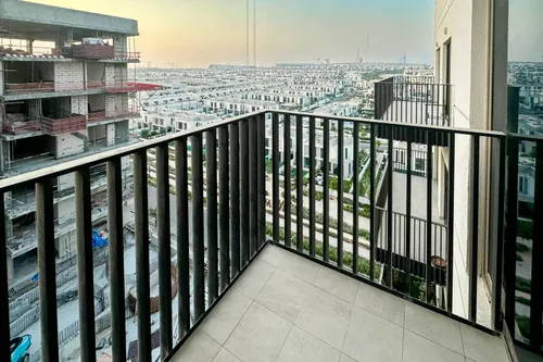  Apartment in AZIZI Pearl