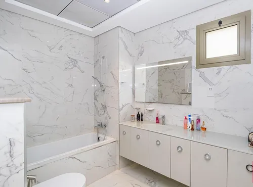 2 Bedrooms Apartment in Avenue Residence 2