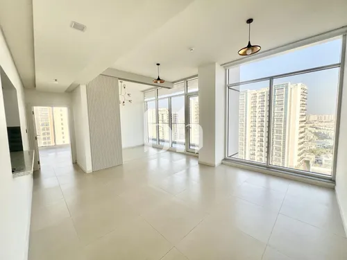 2 Bed Converted | Spacious | High Floor |