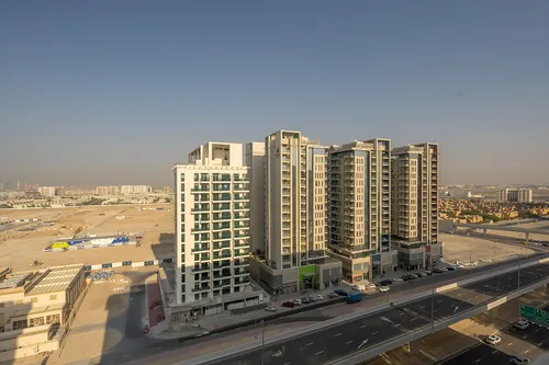 2 Bedrooms Hotel Apartment in Azizi Star