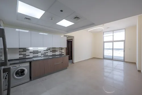 2 Bedrooms Hotel Apartment in Azizi Star