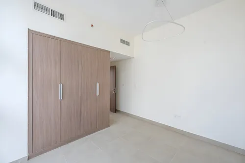 2 Bedrooms Hotel Apartment in Azizi Star