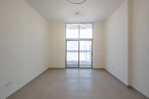 2 Bedrooms Hotel Apartment in Azizi Star