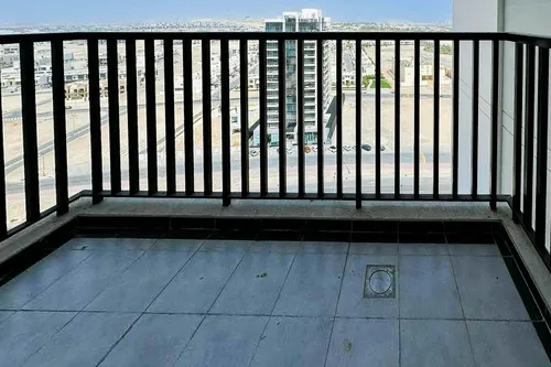  Apartment in Starz Tower 1