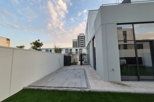 4 Bedrooms Villa in Murooj Al Furjan West