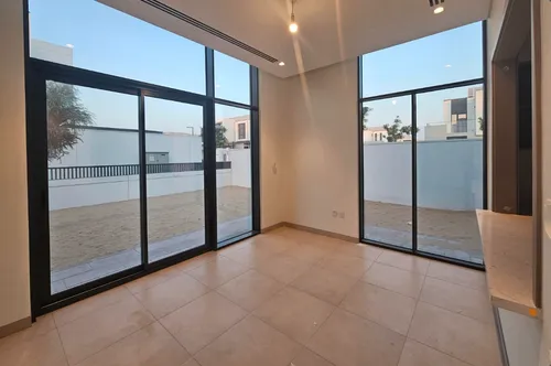 4 Bedrooms Villa in Murooj Al Furjan West