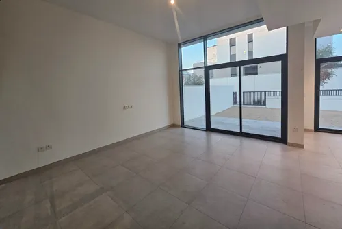 4 Bedrooms Villa in Murooj Al Furjan West
