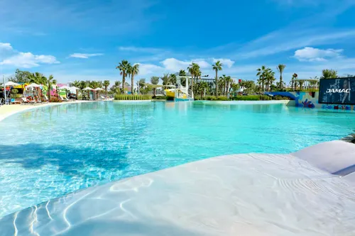 4 Bedrooms Villa in Natura