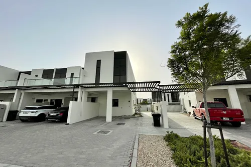 3 Bedrooms Townhouse in Amazonia EX