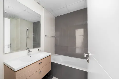 3 Bedrooms Townhouse in Centaury