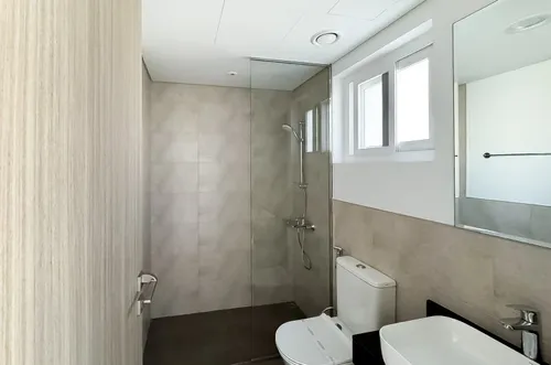 4 Bedrooms Townhouse in Camelia