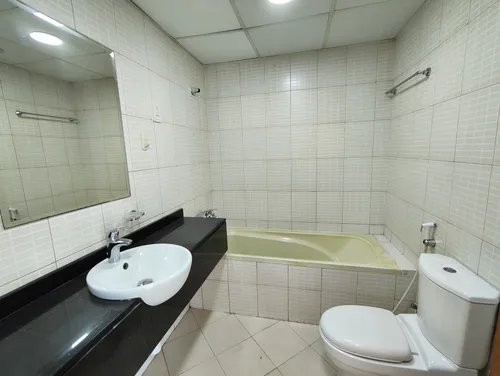 2 Bedrooms Apartment in Lago Vista C