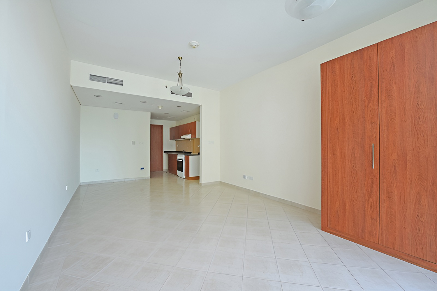  Apartment in The Crescent A