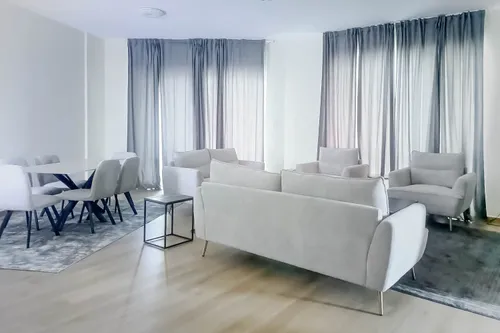 2 Bedrooms Apartment in Lago Vista A