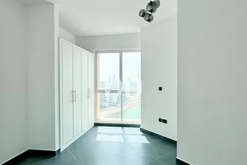 Unfurnished | Modern | Full Upgraded | High Roi