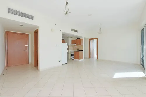 2 Bedrooms Apartment in Lago Vista C