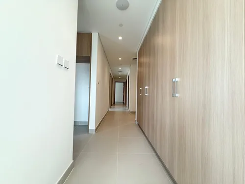 3 Bedrooms Apartment in Island Park II