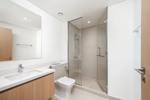 3 Bedrooms Apartment in Island Park II