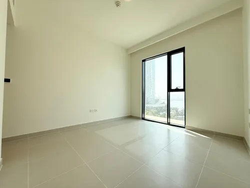 3 Bedrooms Apartment in Island Park II
