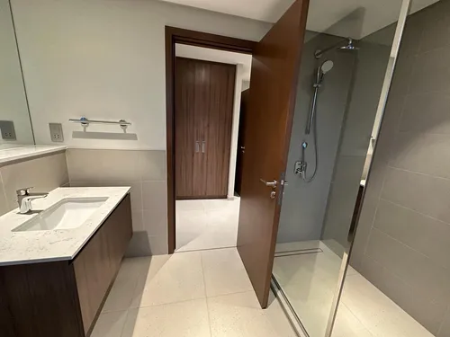 2 Bedrooms Apartment in Vida Residences Creek Beach