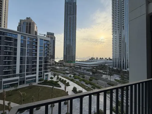 2 Bedrooms Apartment in Island Park 1