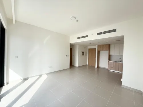 2 Bedrooms Apartment in Island Park 1