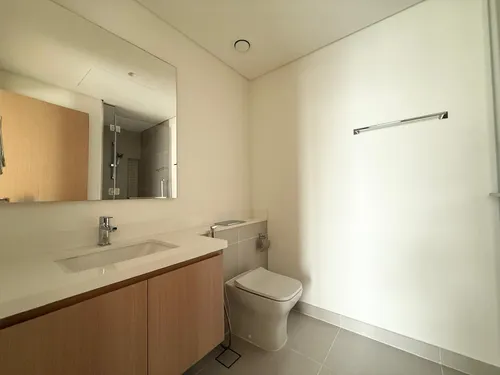 2 Bedrooms Apartment in Island Park 1